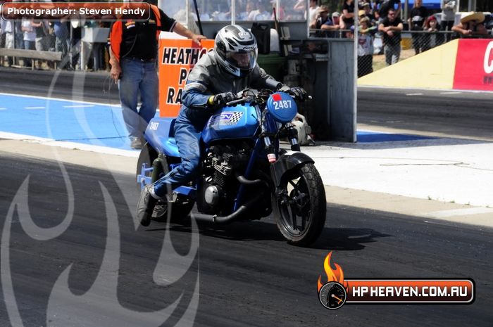 Latest Photos: Heathcote Park Raceway Christmas Challenge 2010