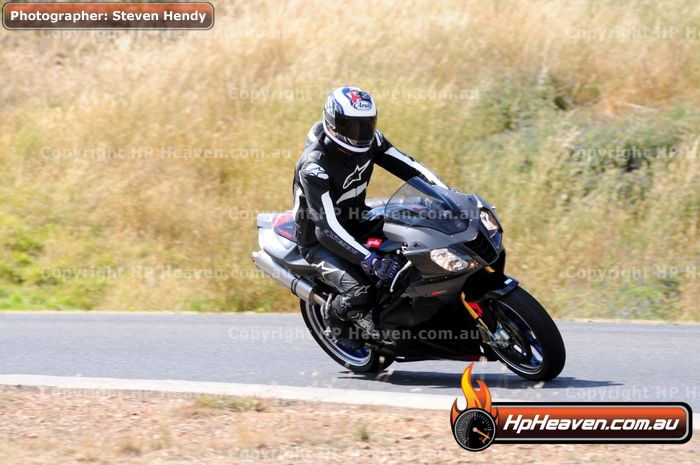 Champions Ride Day Broadford 17 12 2011 - S5H_8792