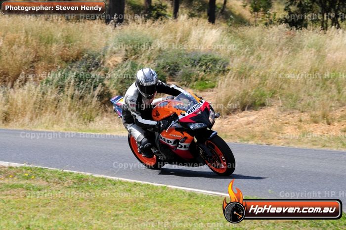 Champions Ride Day Broadford 17 12 2011 - S5H_8802