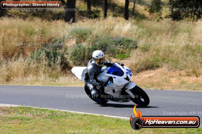 Champions Ride Day Broadford 17 12 2011 - S5H_8806