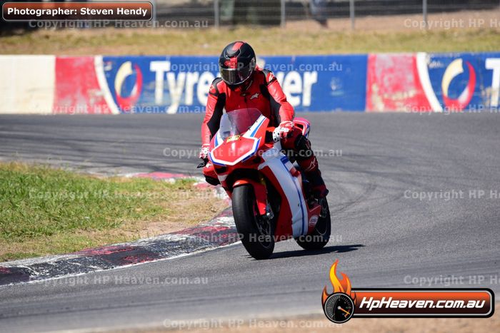 Latest Photos: Champions Ride Day Winton 22 11 2015
